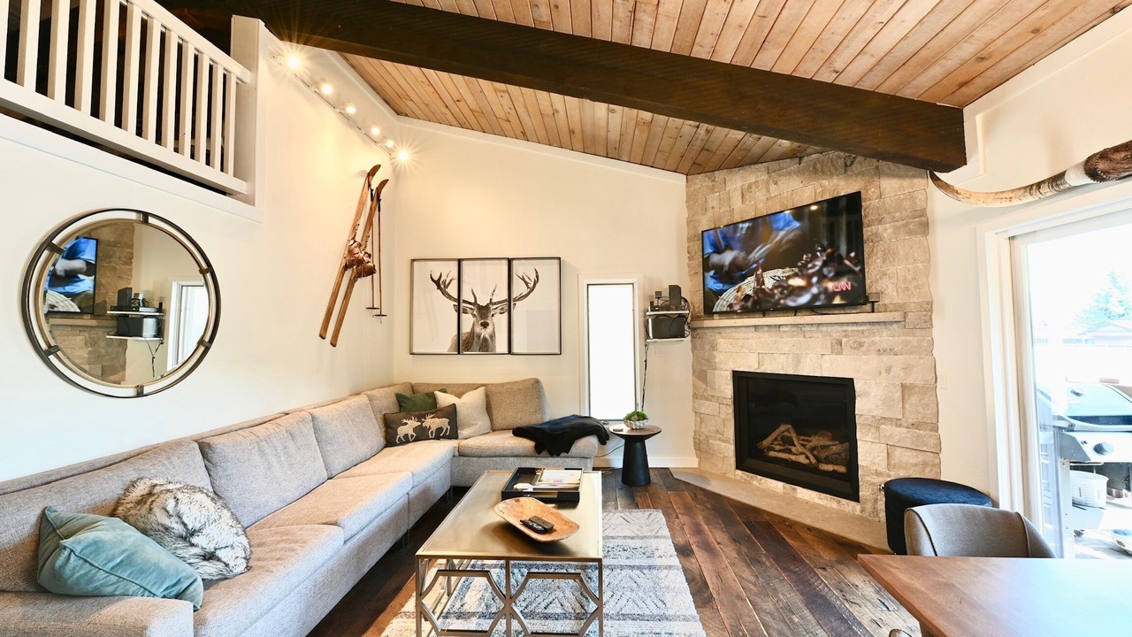 Photo of Livingroom in Snowmass Village