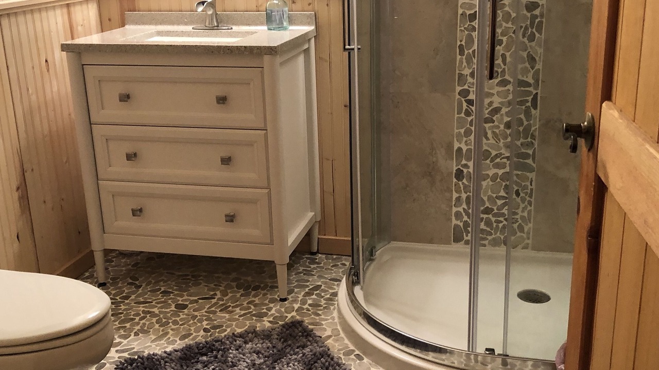 Photo of Bathroom in Bailey