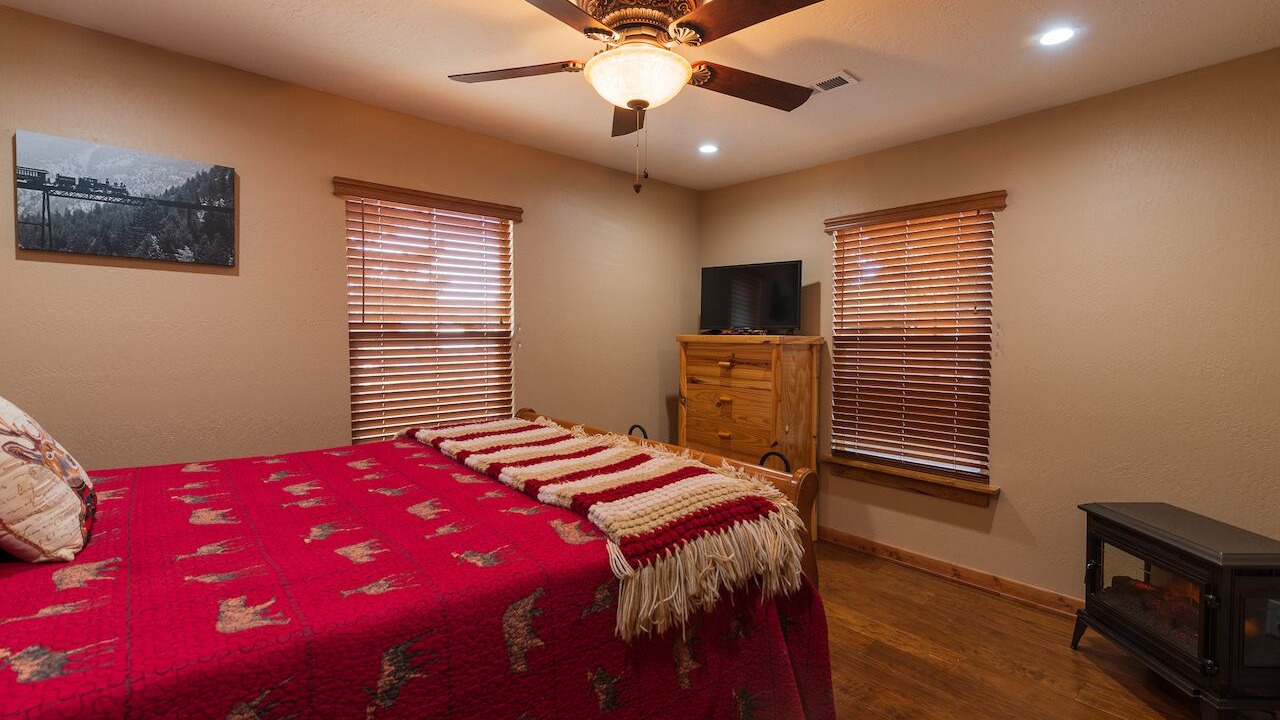Photo of Livingroom in Woodland Park