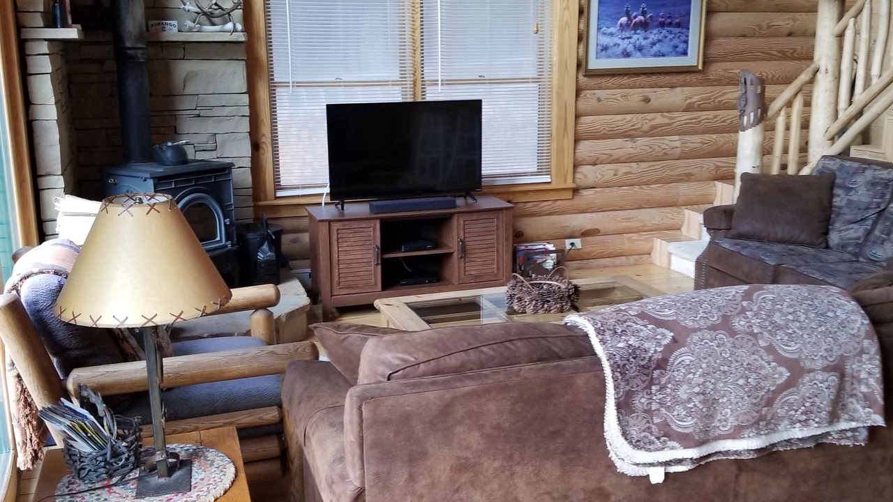 Photo of Bedroom in Forest Lakes