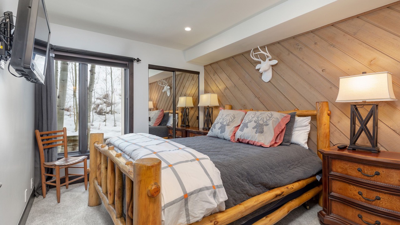 Photo of Bedroom in Avon