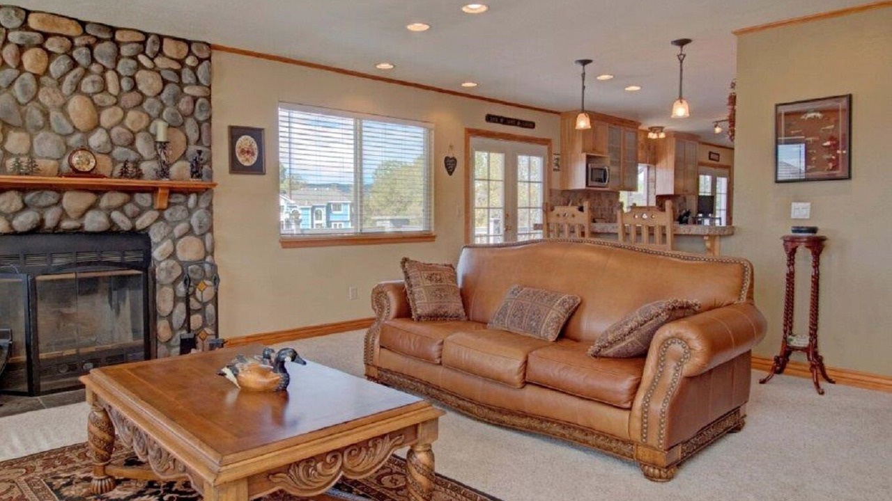 Photo of Livingroom in Woodmoor