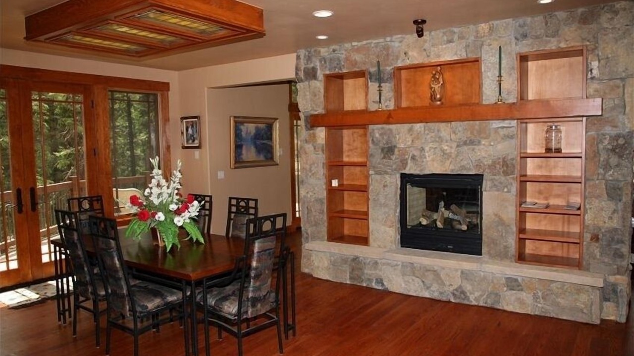 Photo of Livingroom in Blue River