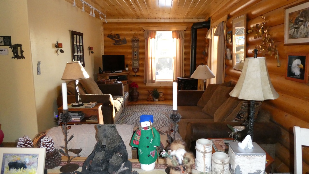 Photo of Bedroom in Warm Springs