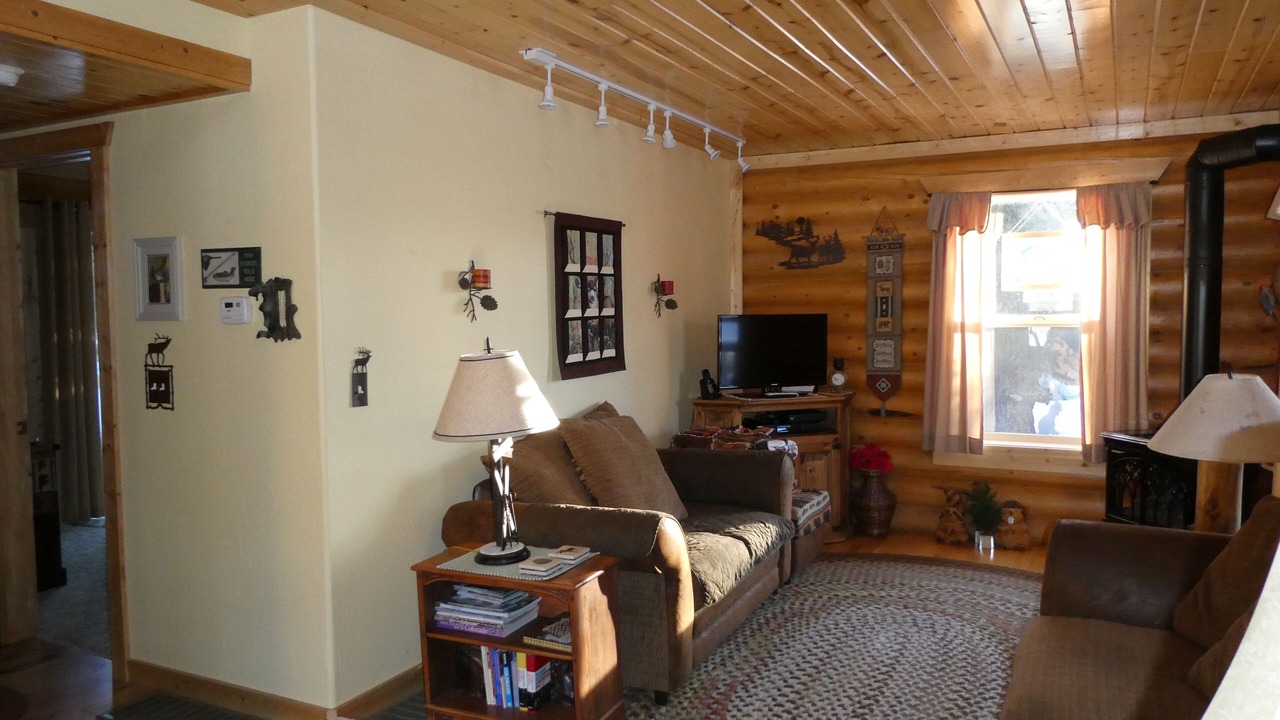 Photo of Bedroom in Warm Springs