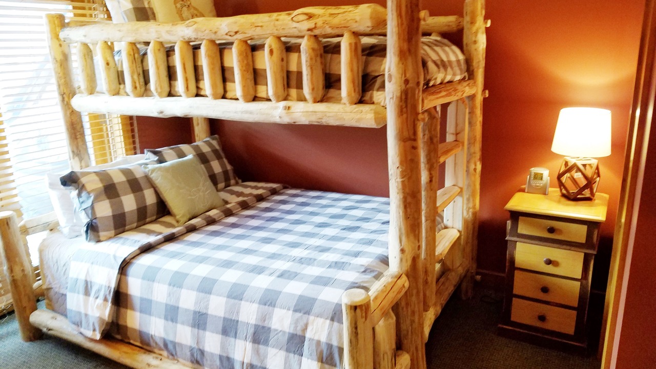 Photo of Bedroom in River Run