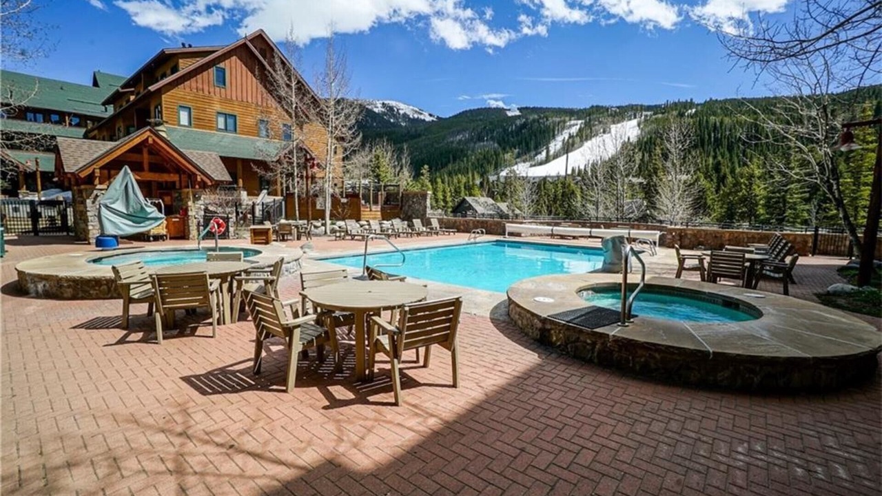 Photo of Outdoor in River Run