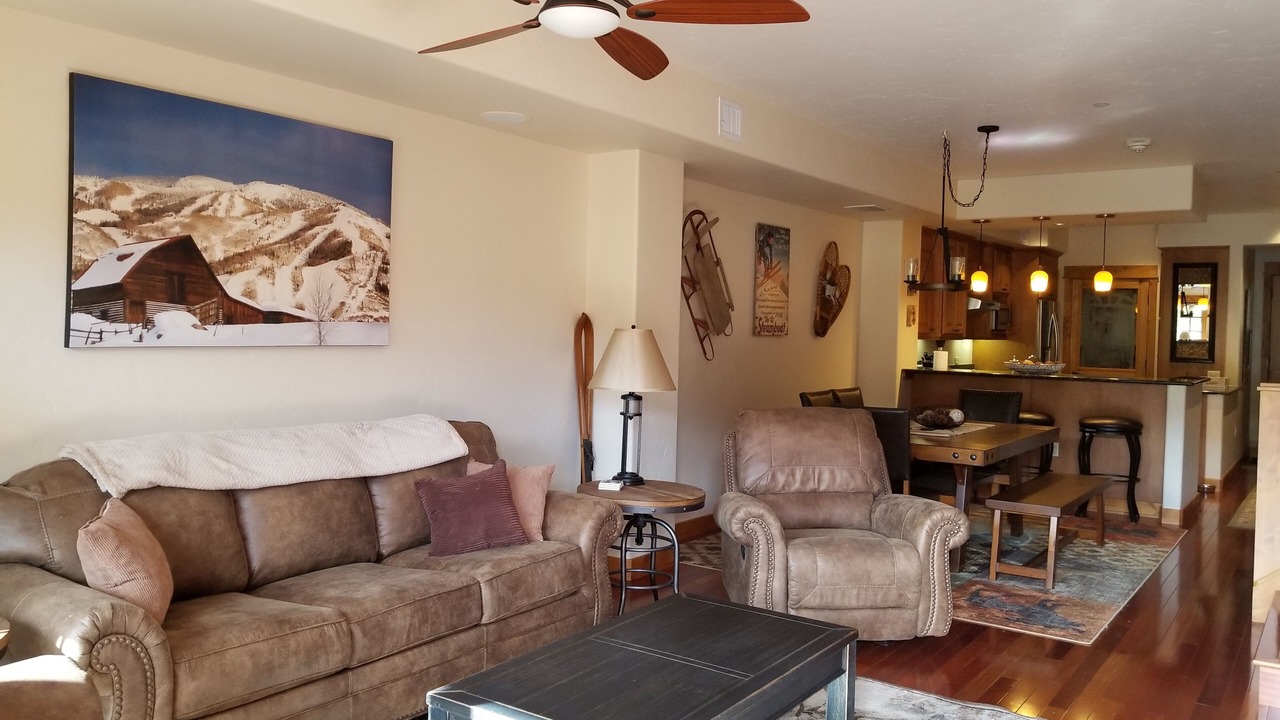 Photo of Livingroom in Downtown Steamboat Springs