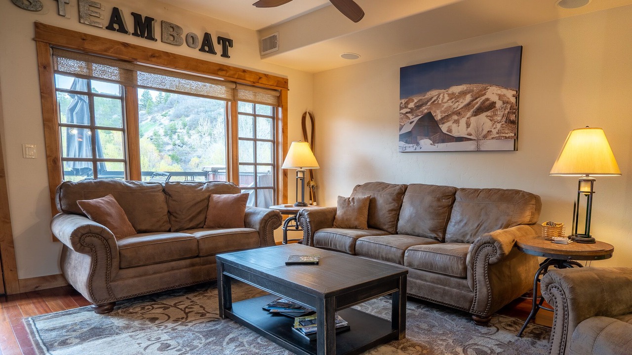 Photo of Livingroom in Downtown Steamboat Springs