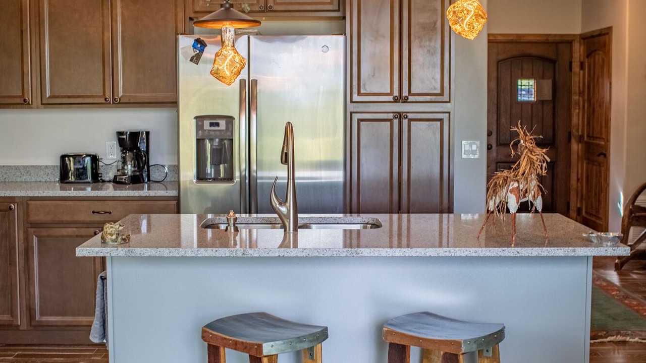 Photo of Kitchen in Loghill Village