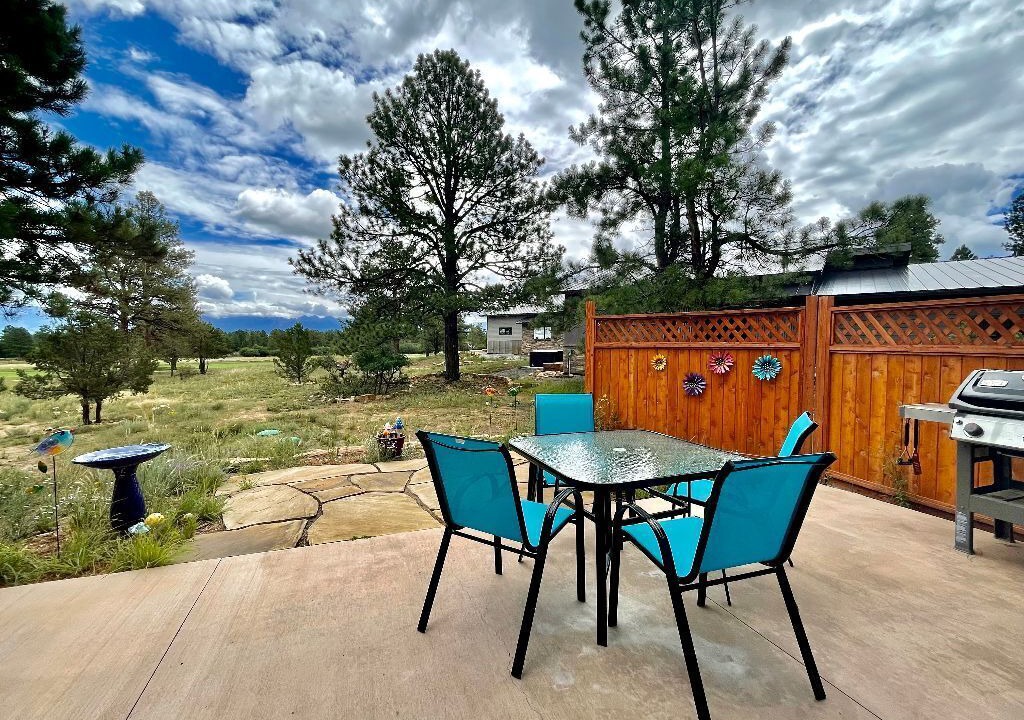 Photo of Outdoor in Loghill Village