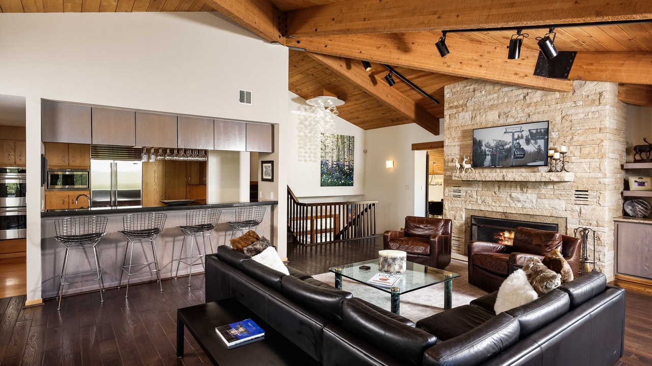 Photo of Livingroom in Snowmass Village