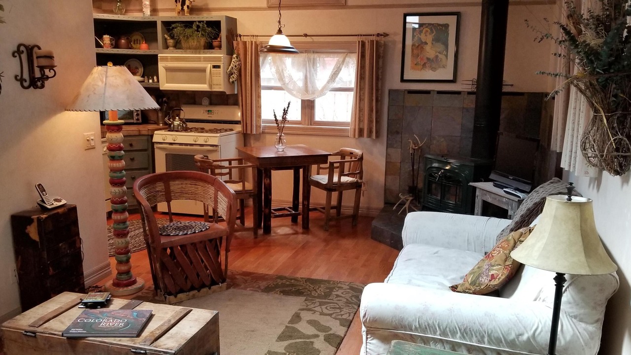 Photo of Livingroom in Redstone