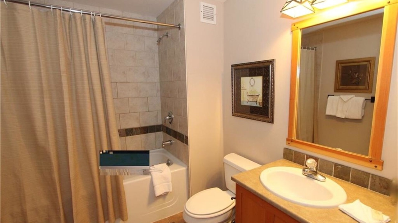 Photo of Bathroom in Copper Mountain Village