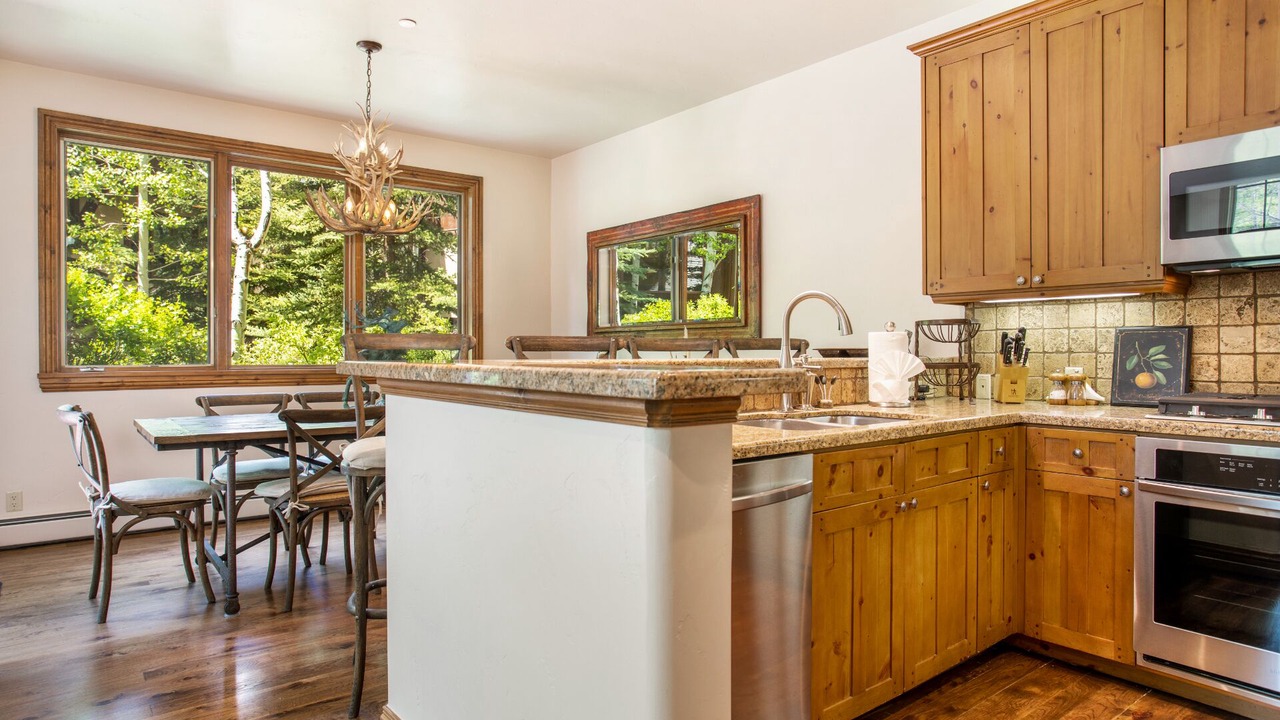 Photo of Kitchen in Edwards