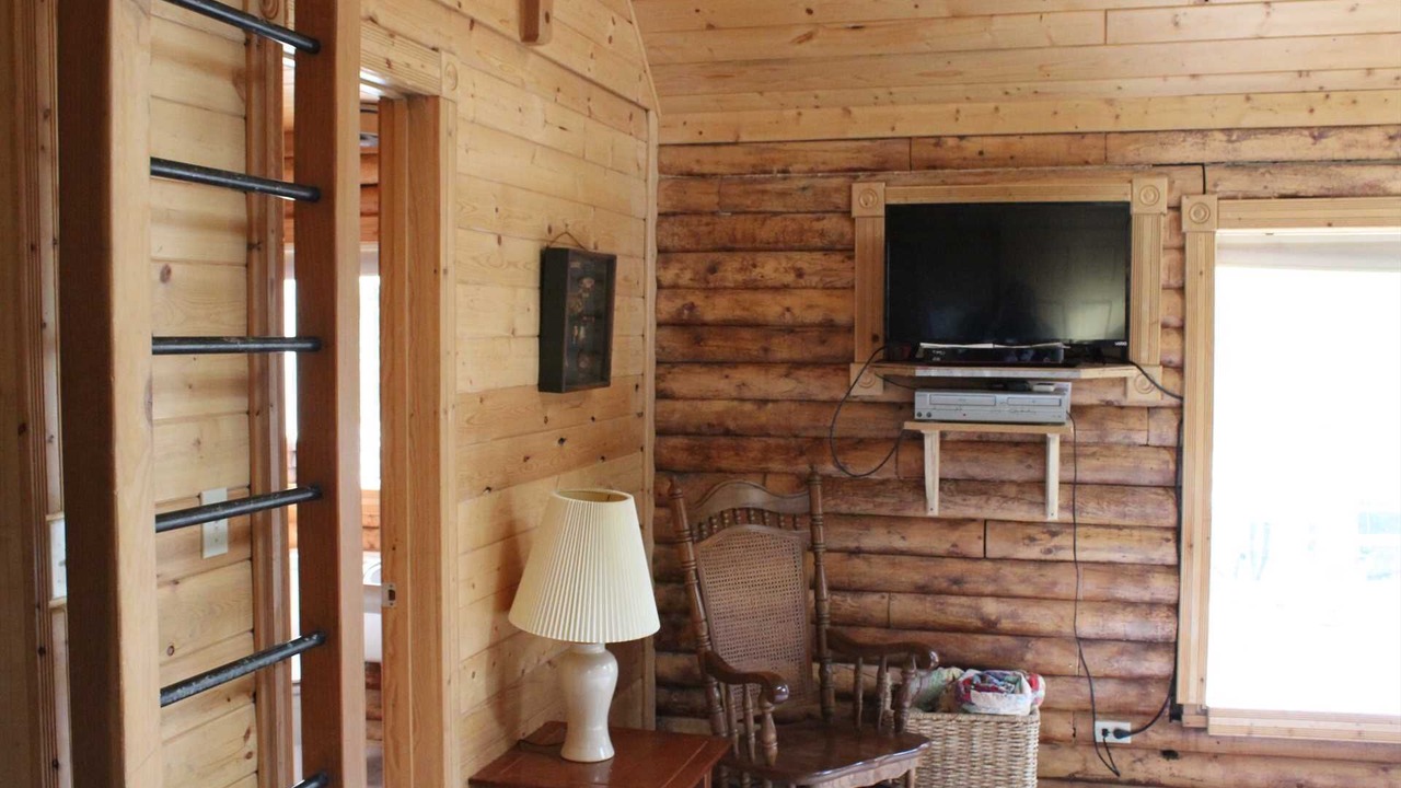 Photo of Bedroom in Lake City