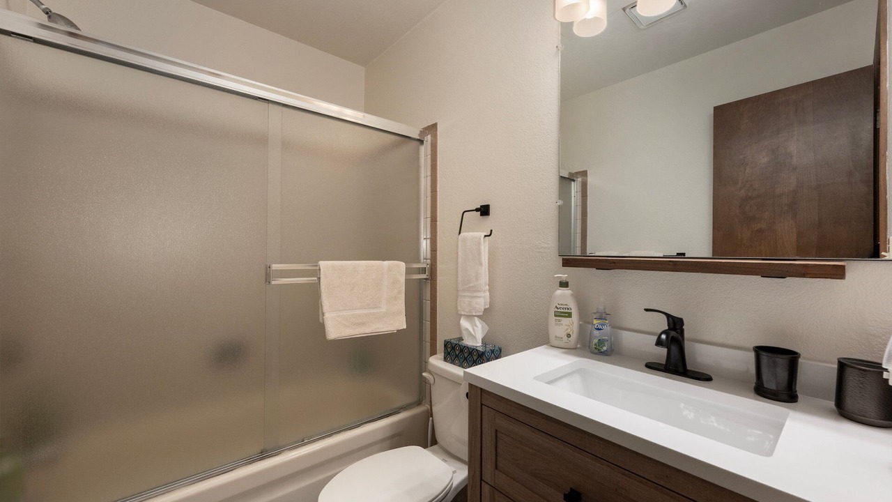 Photo of Bathroom in Fraser