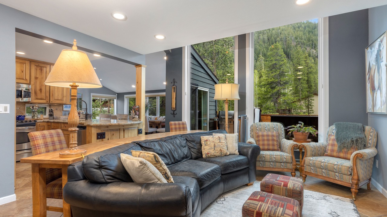 Photo of Livingroom in Keystone