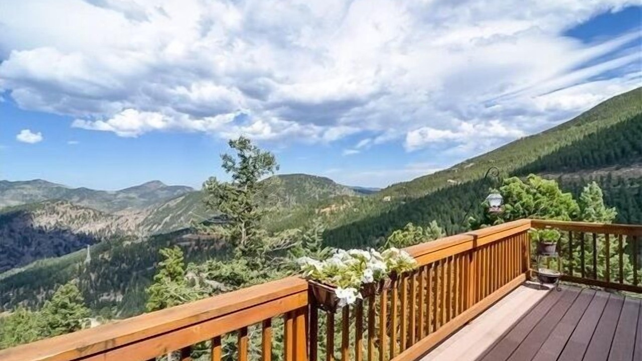 Photo of Patio Balcony in Evergreen