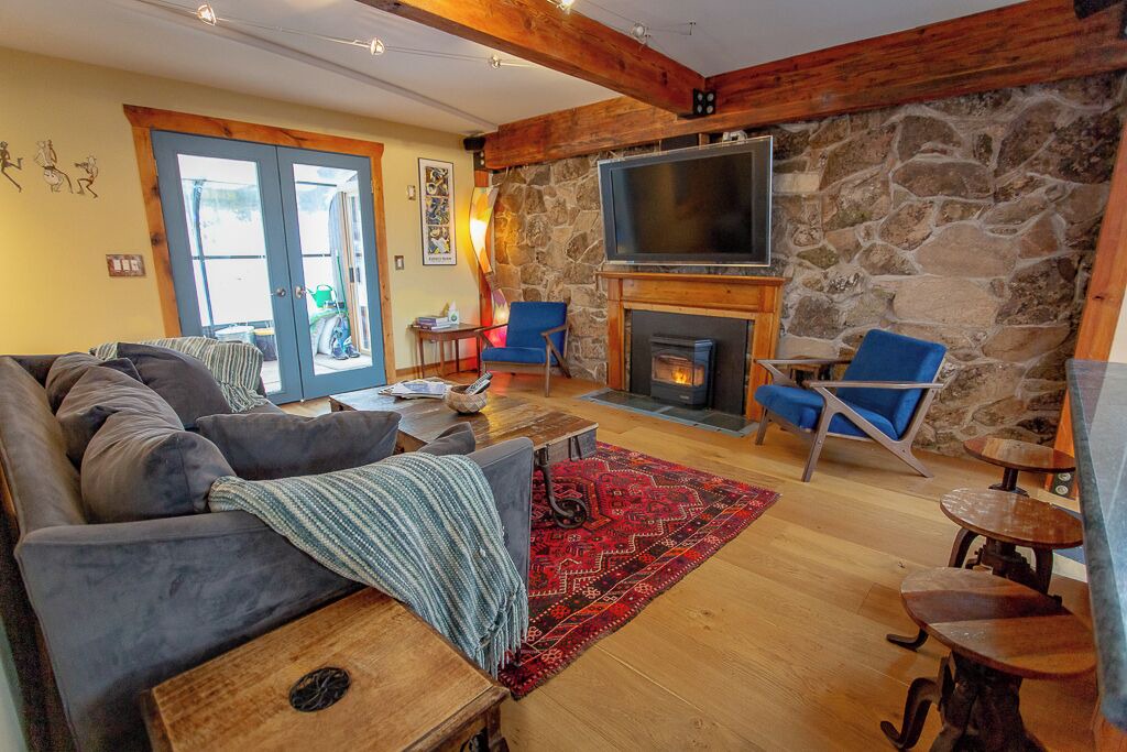 Photo of Livingroom in Black Hawk