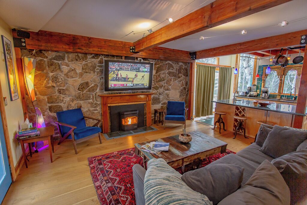 Photo of Livingroom in Black Hawk