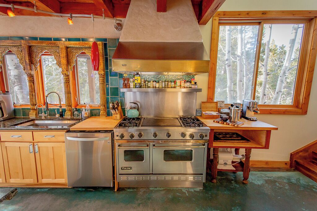 Photo of Kitchen in Black Hawk