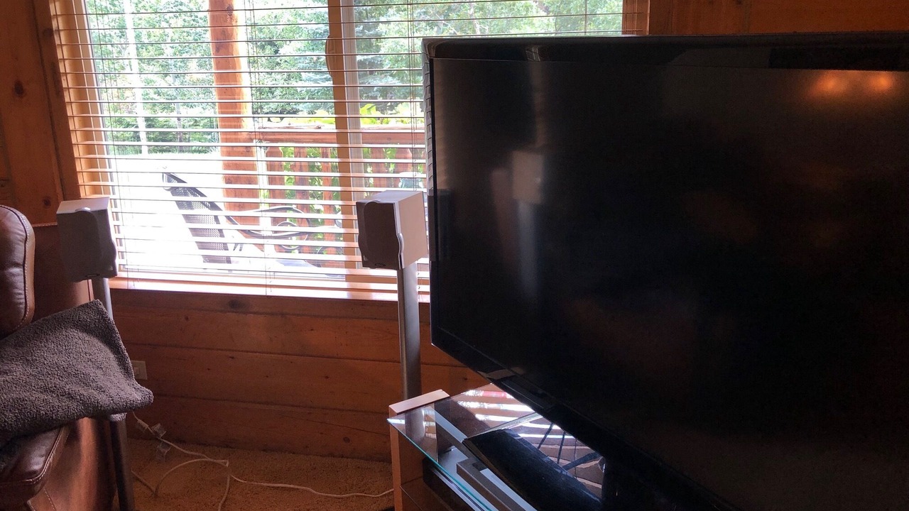 Photo of Livingroom in Forest Lakes