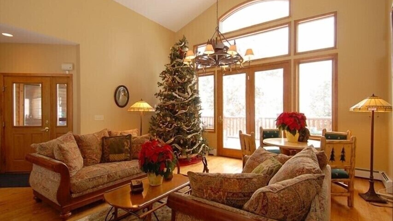 Photo of Livingroom in Summit County
