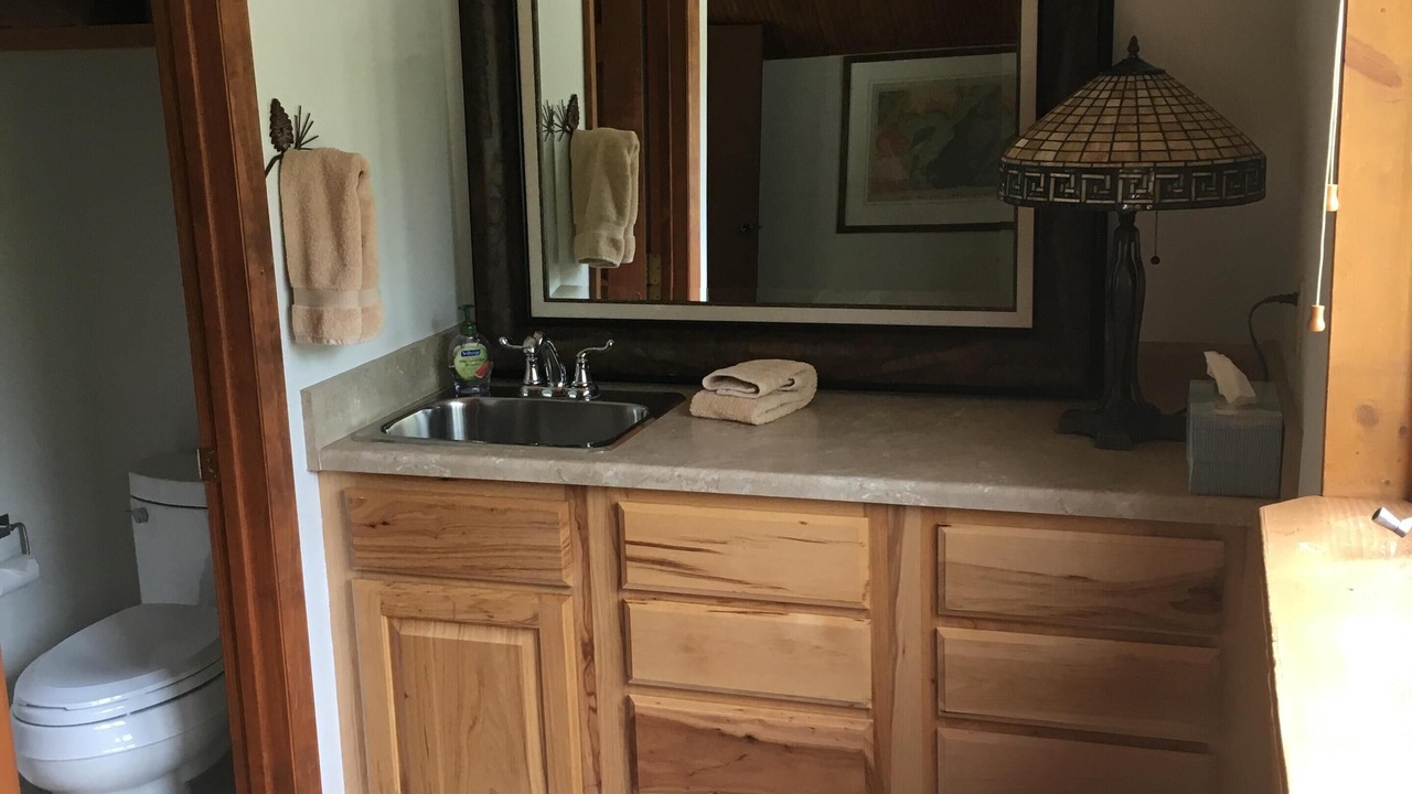 Photo of Bathroom in Redstone