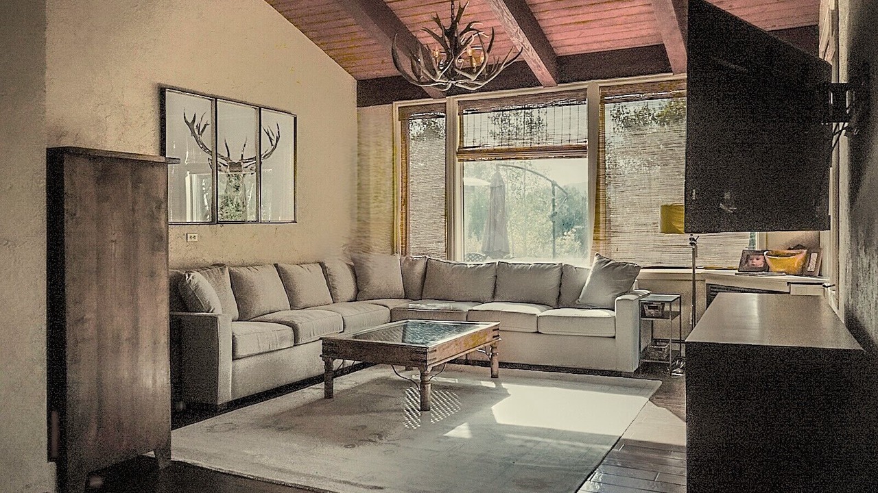 Photo of Livingroom in Snowmass Village