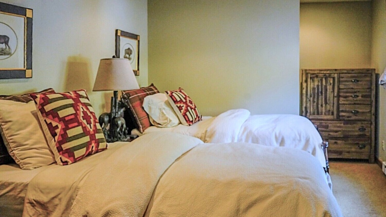 Photo of Bedroom in Snowmass Village