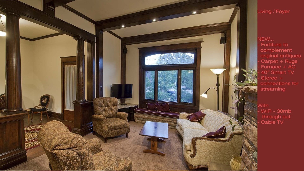 Photo of Livingroom in Central Boulder