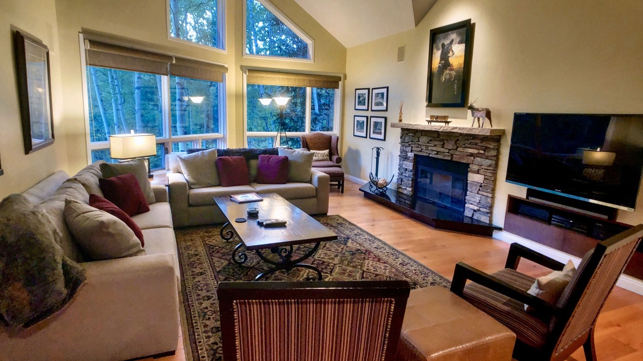 Photo of Livingroom in Baldy Mountain