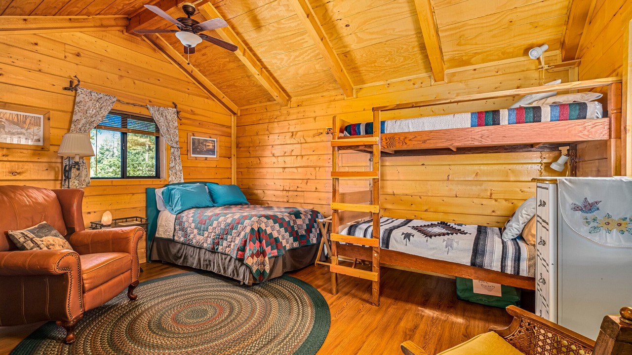 Photo of Bedroom in Mancos