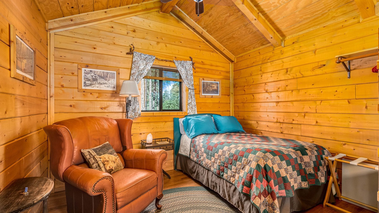 Photo of Bedroom in Mancos