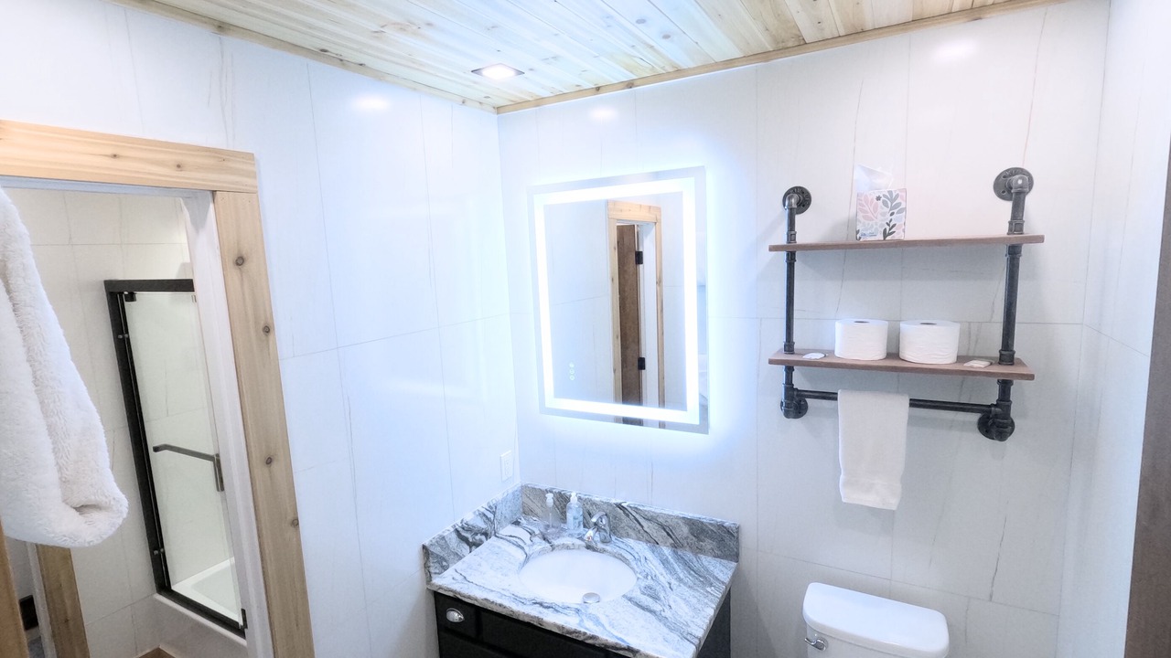 Photo of Bathroom in Fraser