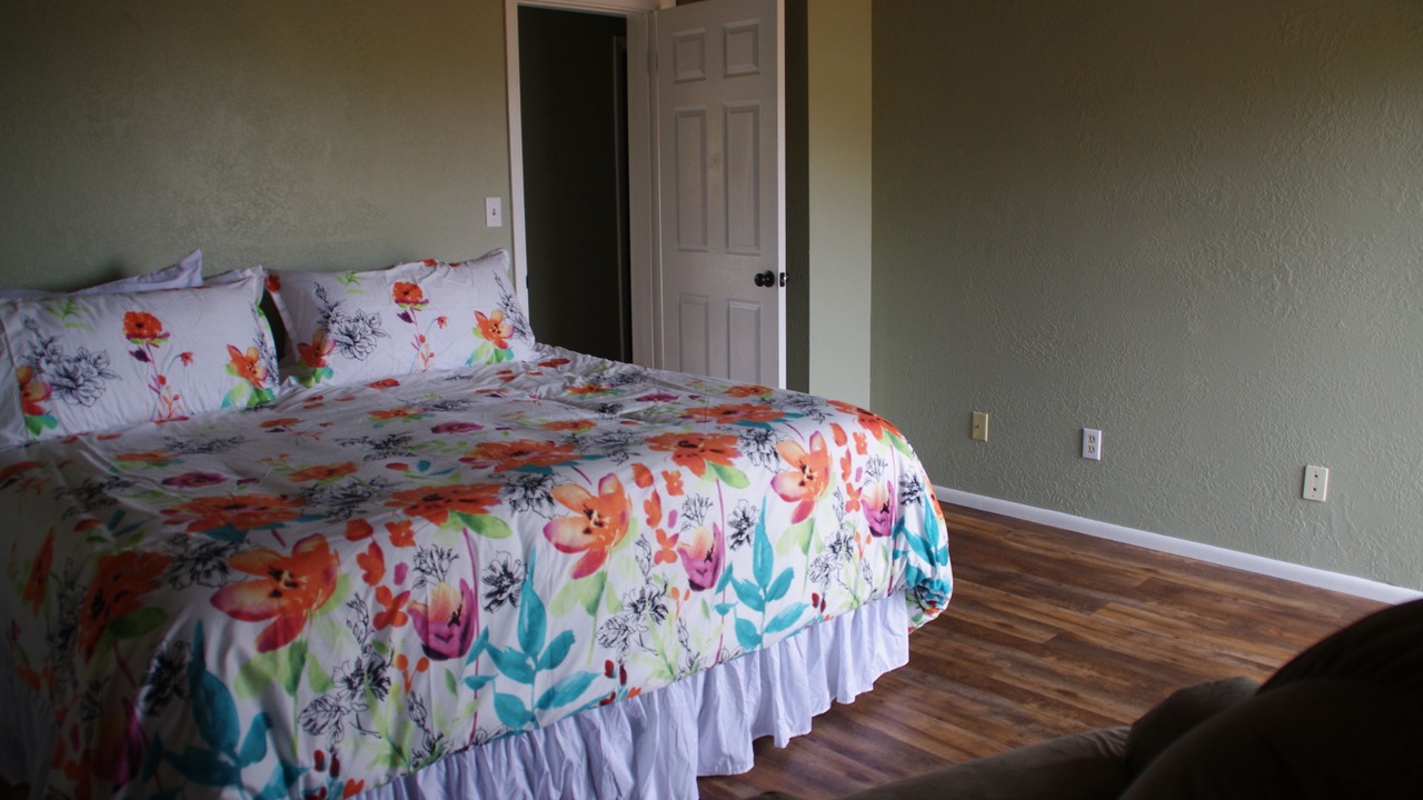 Photo of Bedroom in Summit Cove