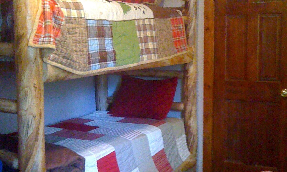 Photo of Bedroom in Black Hawk