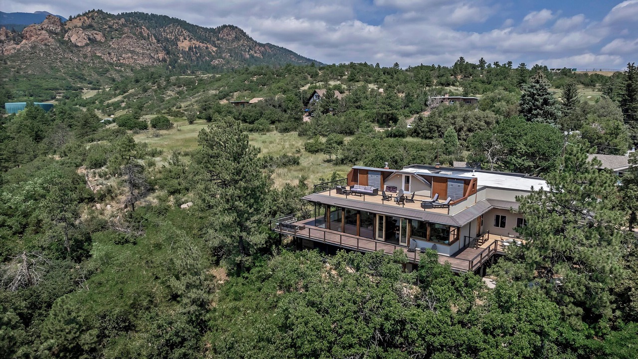 Photo of Outdoor in Cheyenne Canyon