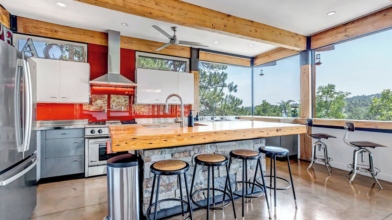 Photo of Kitchen in Cheyenne Canyon
