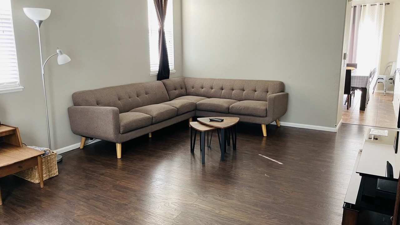 Photo of Livingroom in Gleneagle