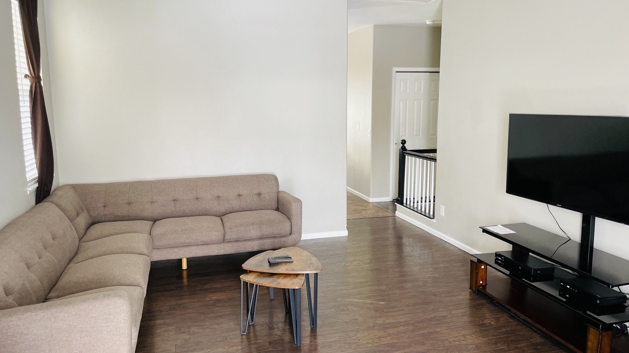 Photo of Livingroom in Gleneagle