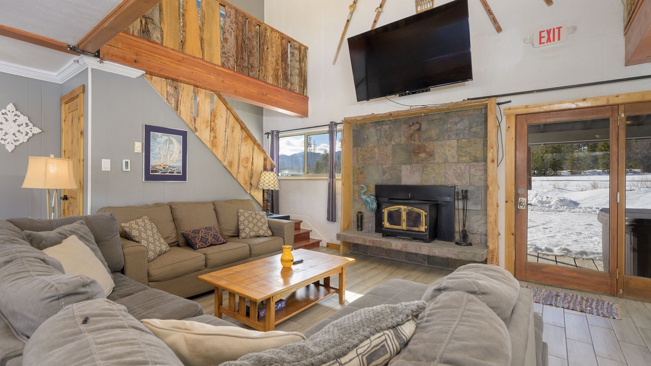Photo of Livingroom in Granby