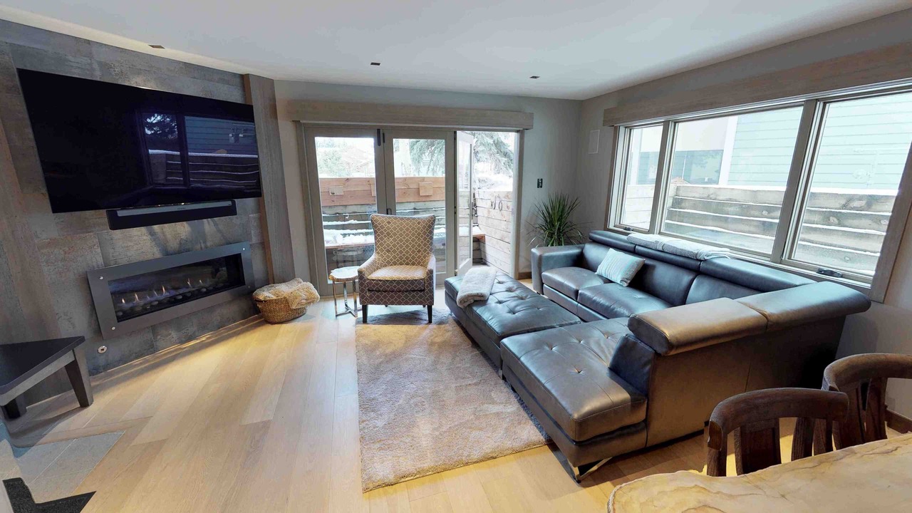 Photo of Livingroom in Avon