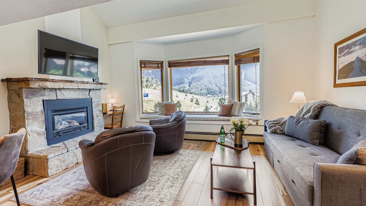Photo of Livingroom in Copper Mountain Village