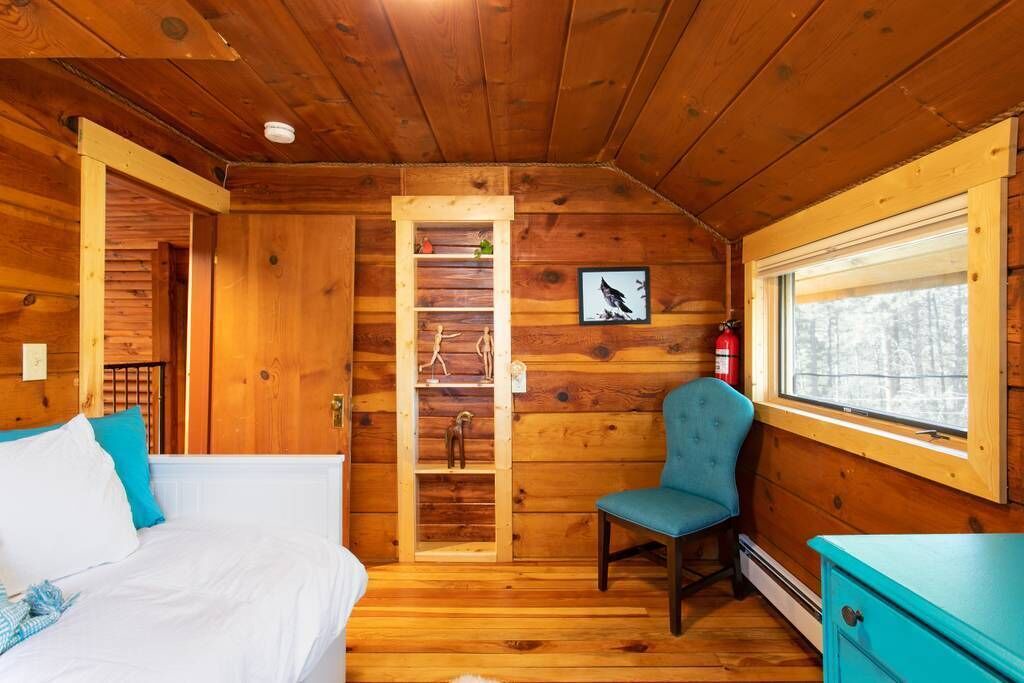Photo of Bedroom in Evergreen