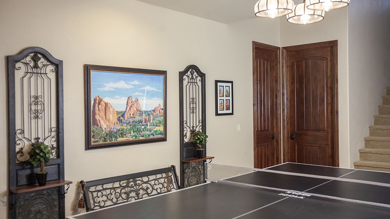 Photo of Bedroom in Mountain Shadows
