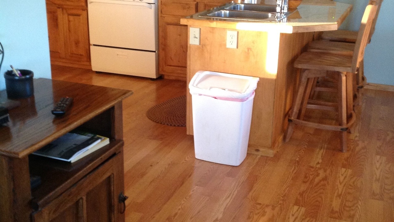 Photo of Kitchen in Yellow Jacket