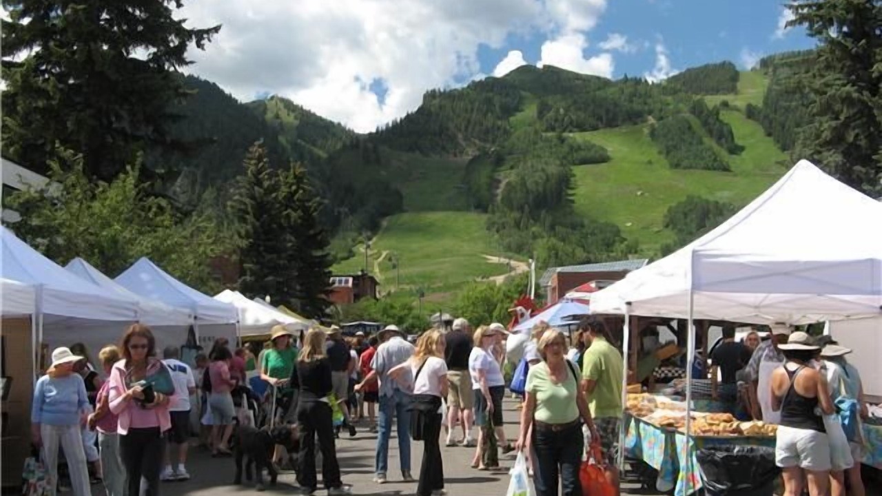 Photo of Others in Aspen