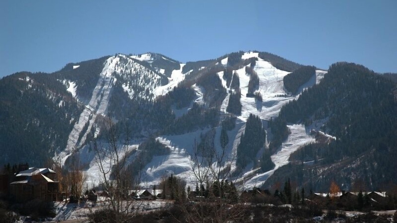 Photo of Others in Aspen